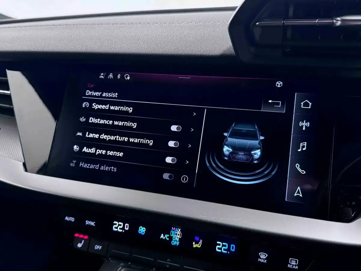2022-audi-s3-20-tfsi-sportback-5d-big-52