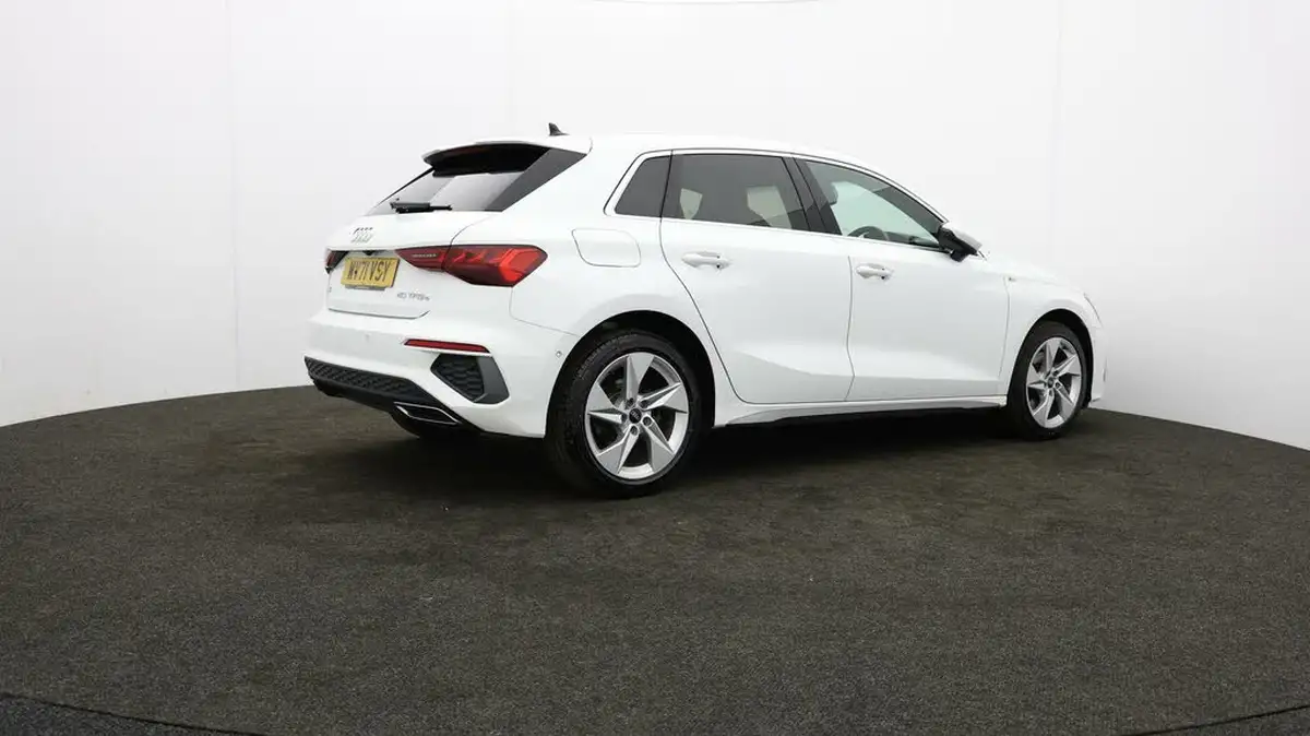 2021-audi-a3-14-40-tfsi-e-s-line-big-25