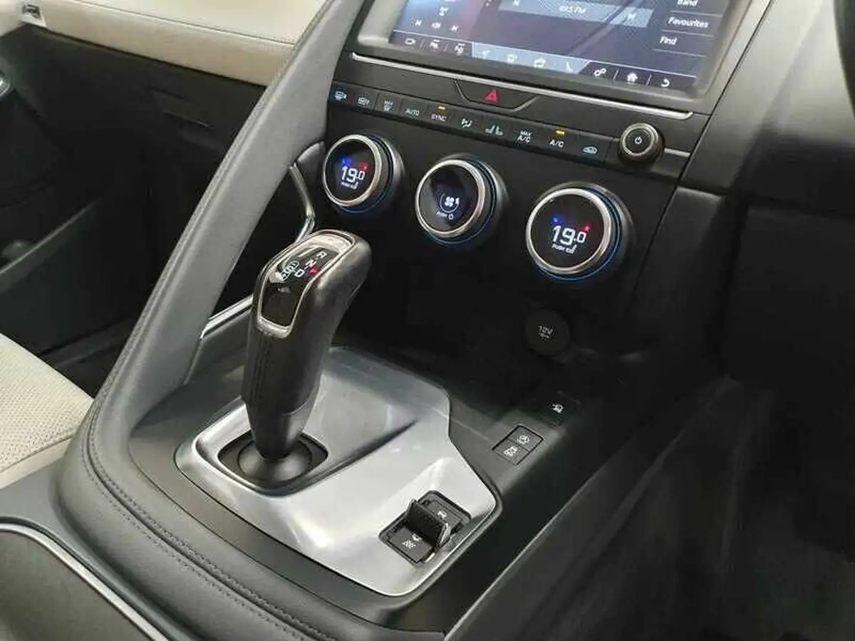2018-jaguar-e-pace-20-i4d-s-awd-ss-auto-big-18