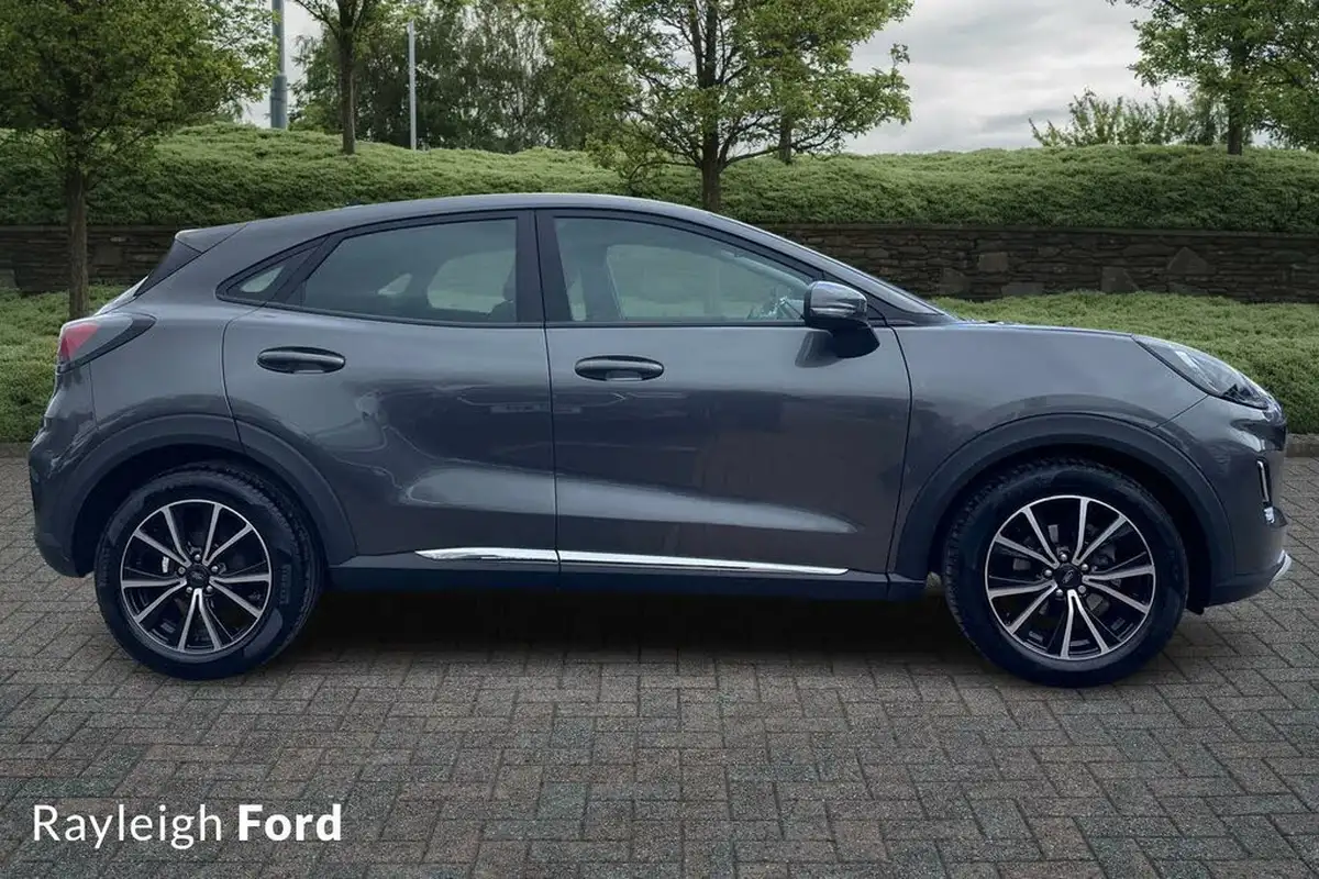 2022-ford-puma-suv-10-titanium-125ps-big-2