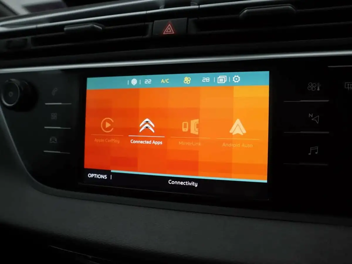 2018-citroen-c4-spacetourer-20bluehdi-flair-162ps-eat8-big-15