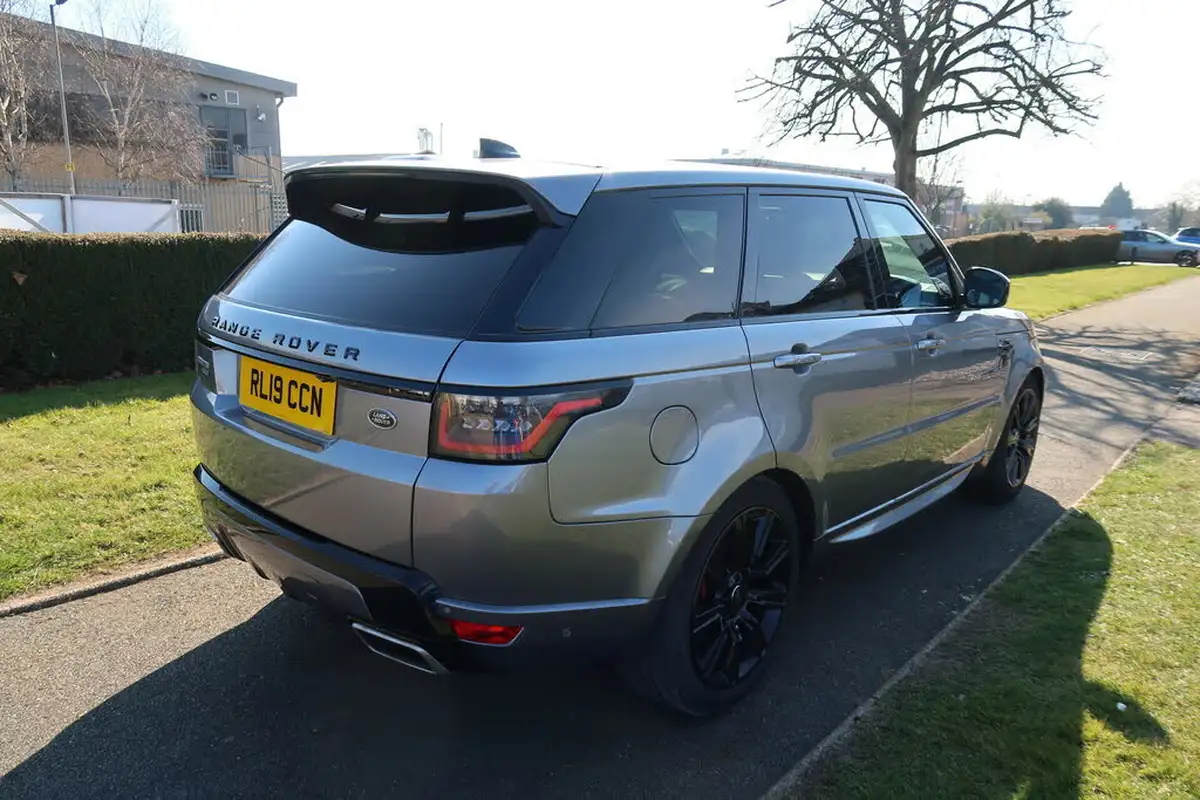 2019-land-rover-range-rover-sport-20-p400e-hse-dynamic-big-13