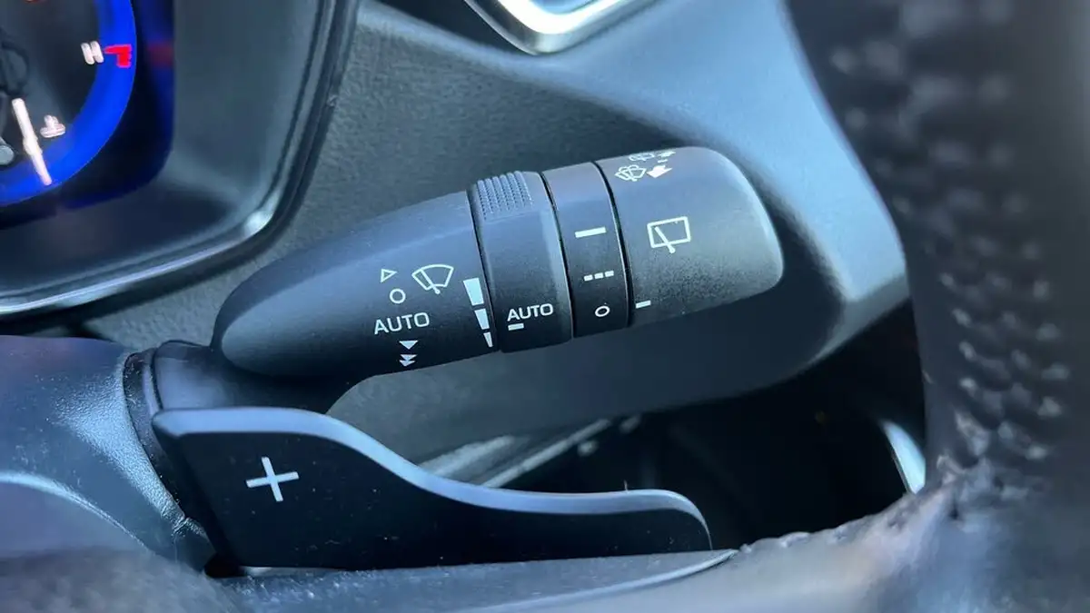 2022-toyota-corolla-20-vvt-i-excel-181bhp-trk-hatchback-big-43