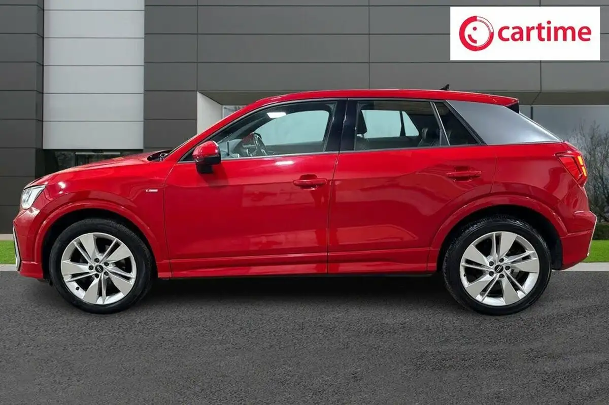 2021-audi-q2-10-30-tfsi-s-line-big-2