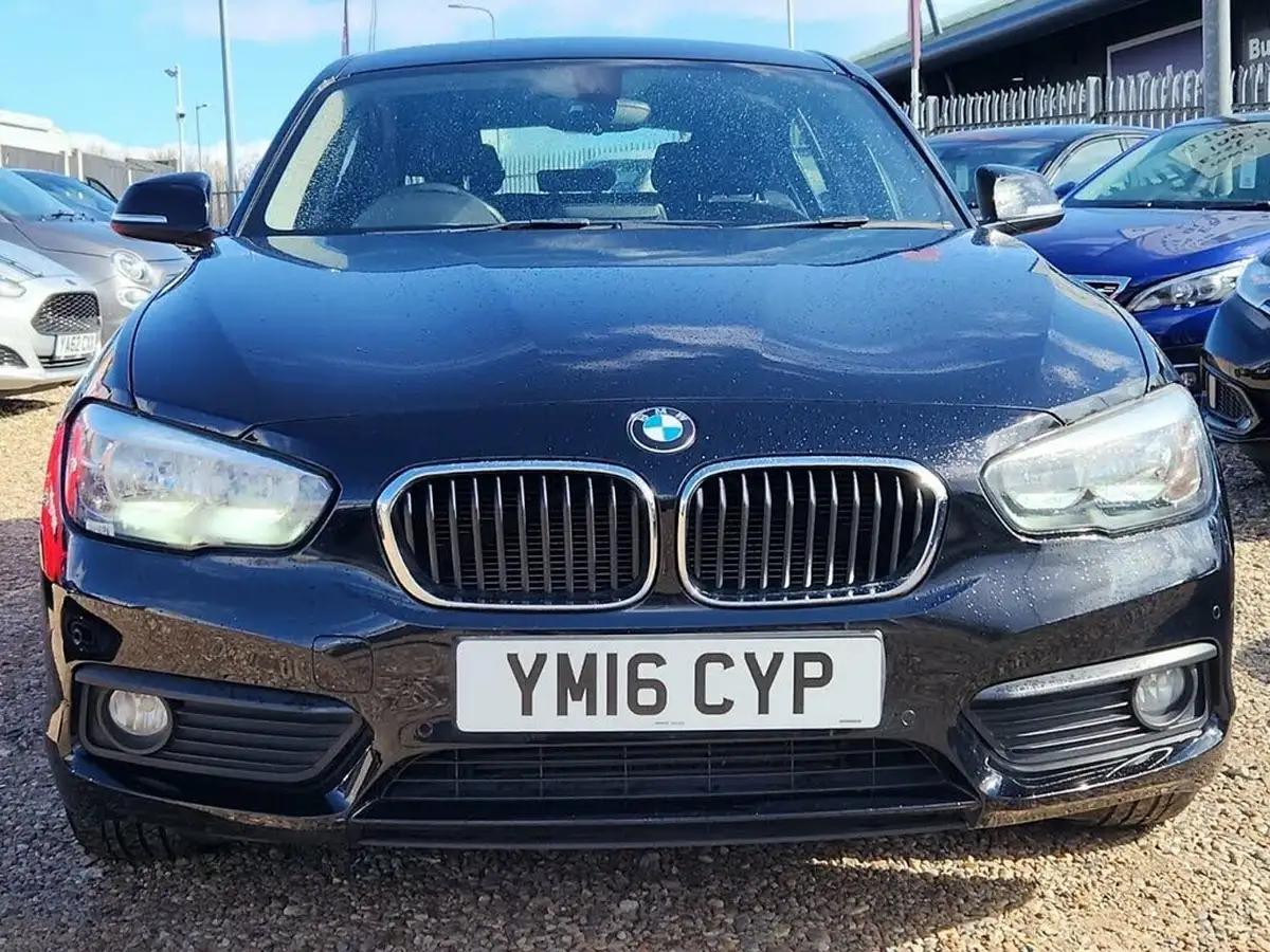 2016-bmw-1-series-15-118i-se-5d-big-3
