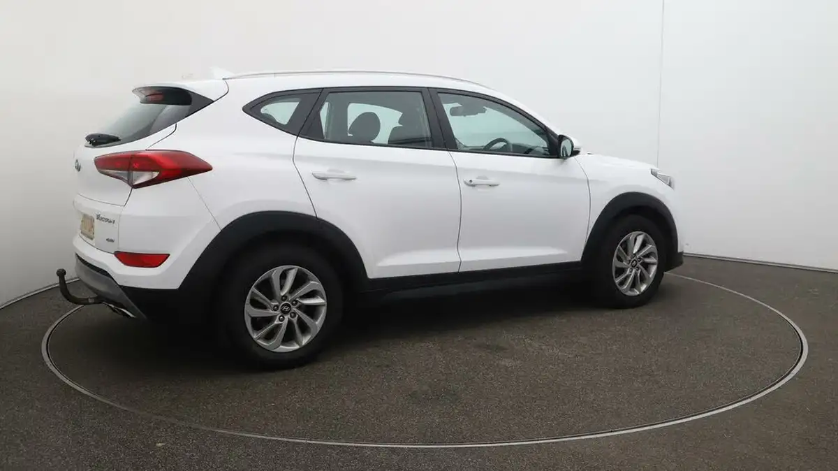 2017-hyundai-tucson-20crdi-se-nav-136ps-auto-big-44