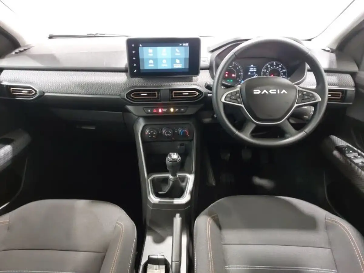 2024-dacia-sandero-stepway-10-tce-expression-90bhp-big-2