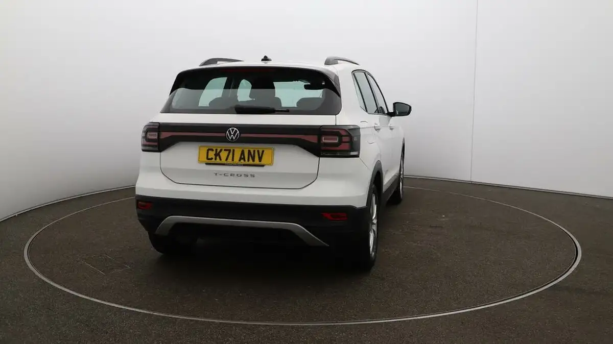 2021-volkswagen-t-cross-10-tsi-se-110ps-big-46