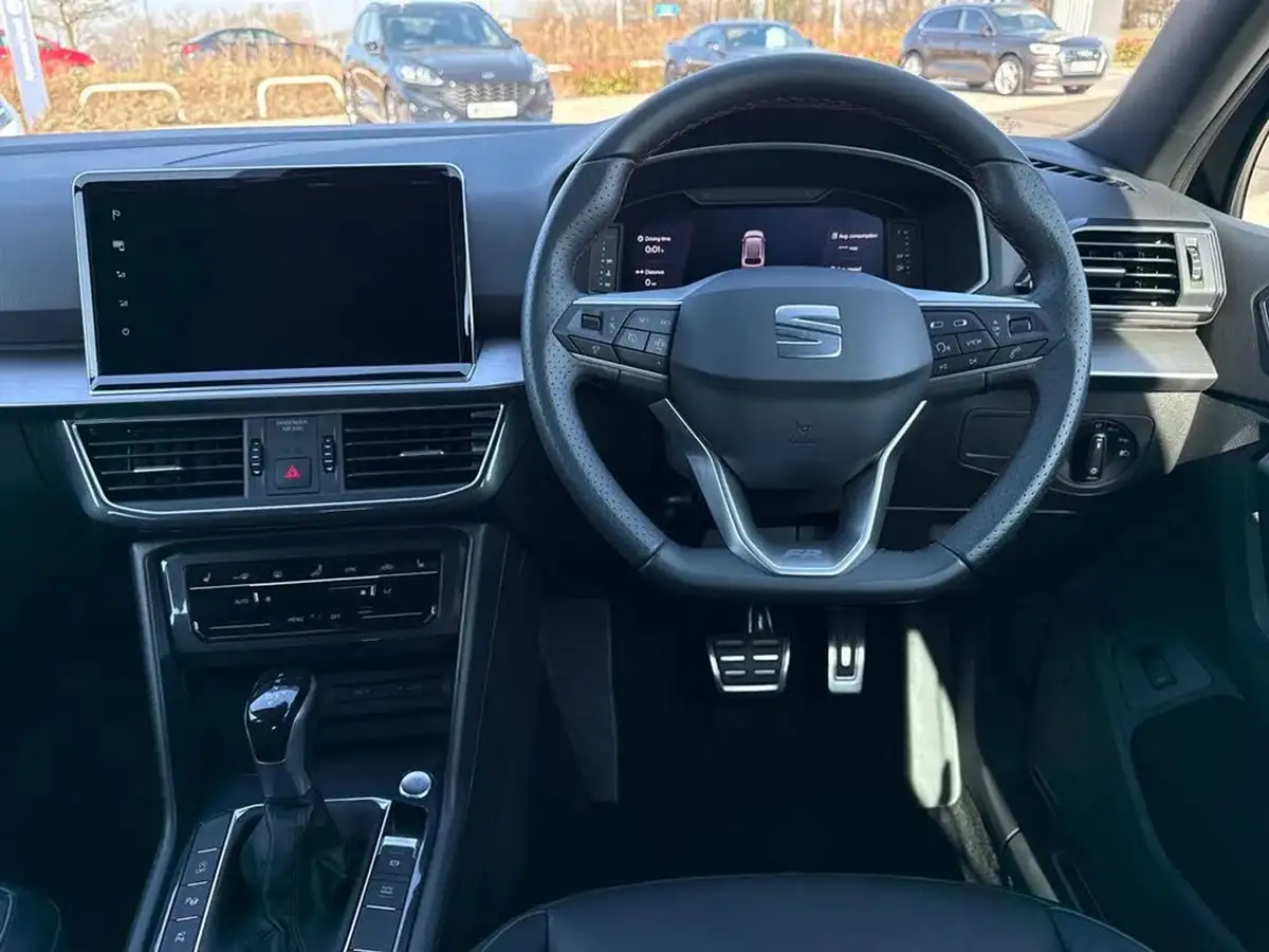 2024-seat-tarraco-15-ecotsi-fr-sport-big-12