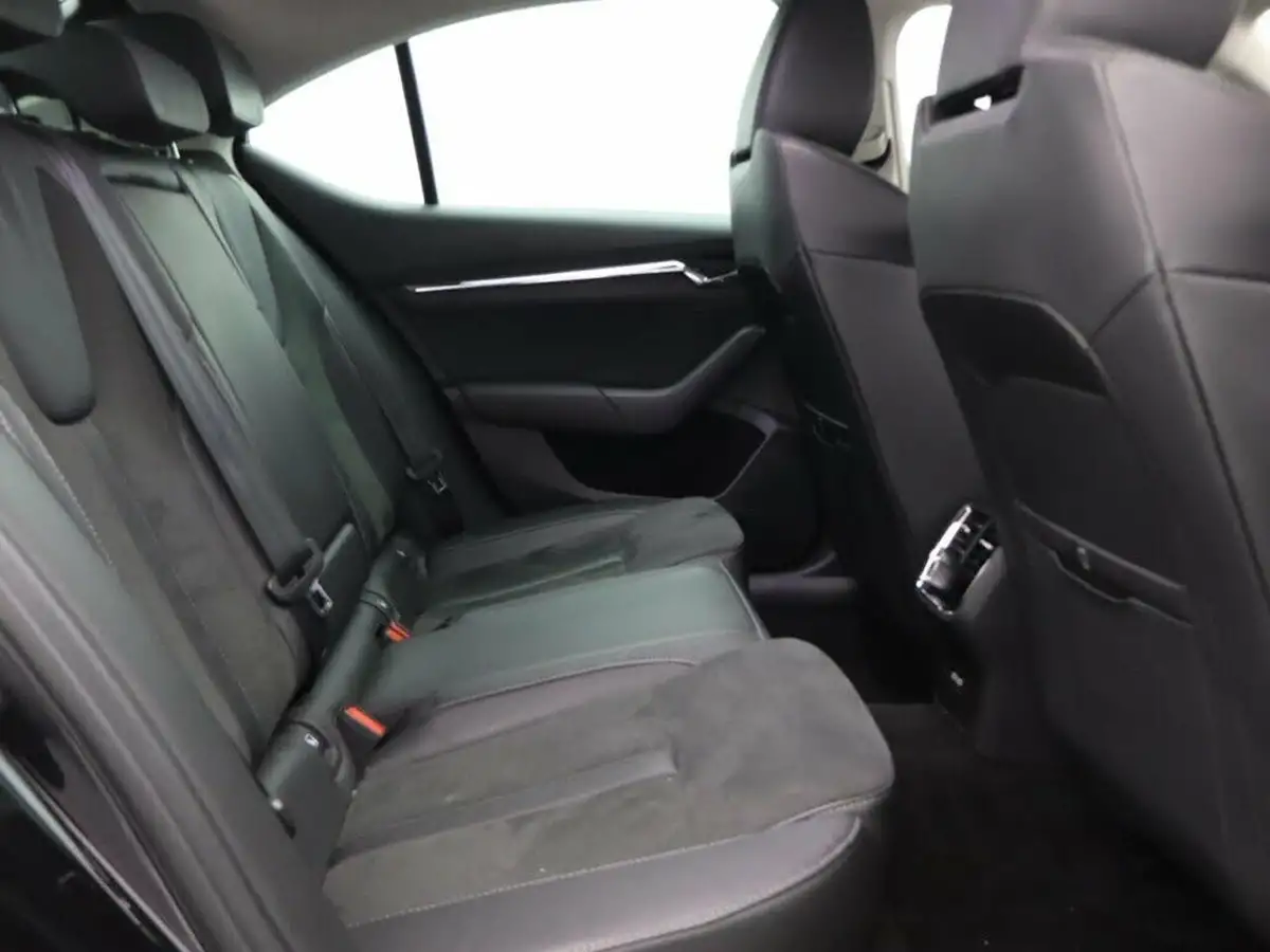 2021-skoda-octavia-14-tsi-se-l-hatchback-big-14