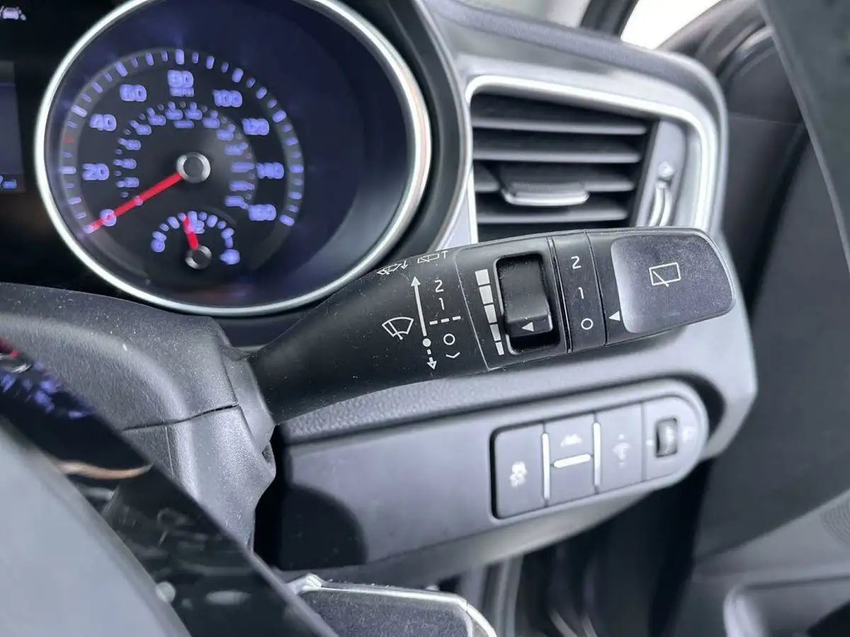 2019-kia-ceed-16crdi-2-eco-hatchback-big-52