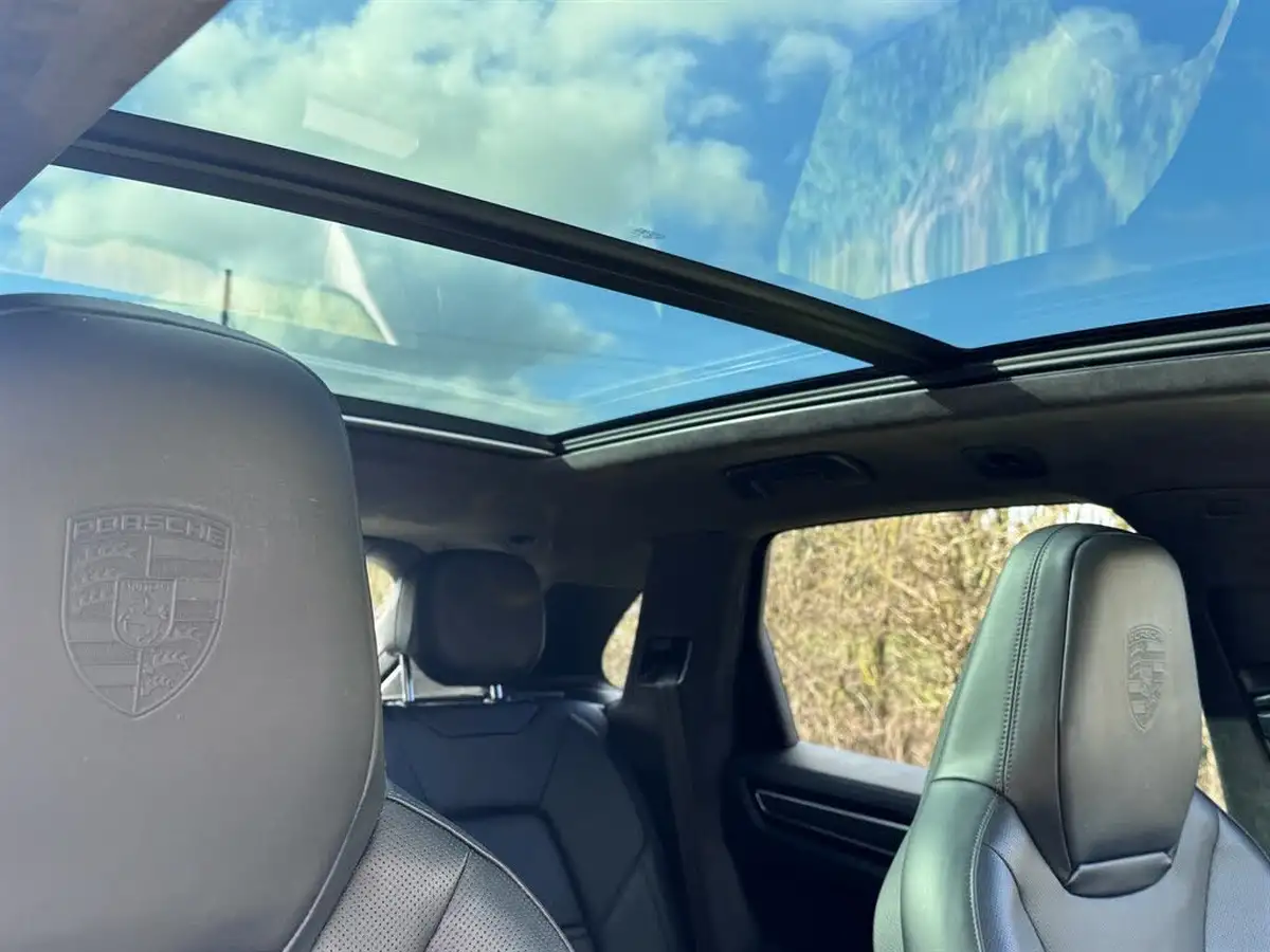 2018-porsche-cayenne-40-v8-turbo-big-7