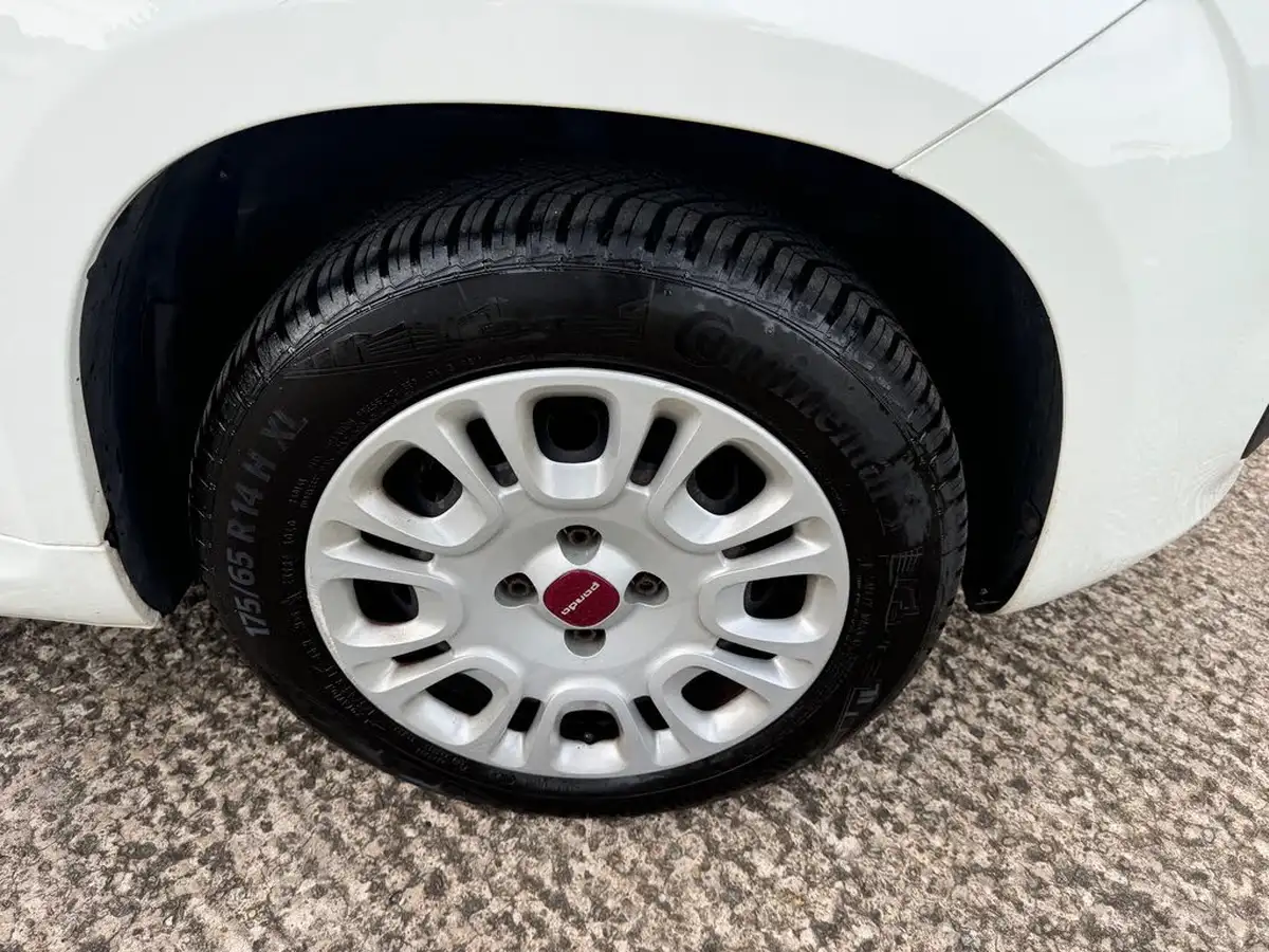 2015-fiat-panda-12-easy-big-12