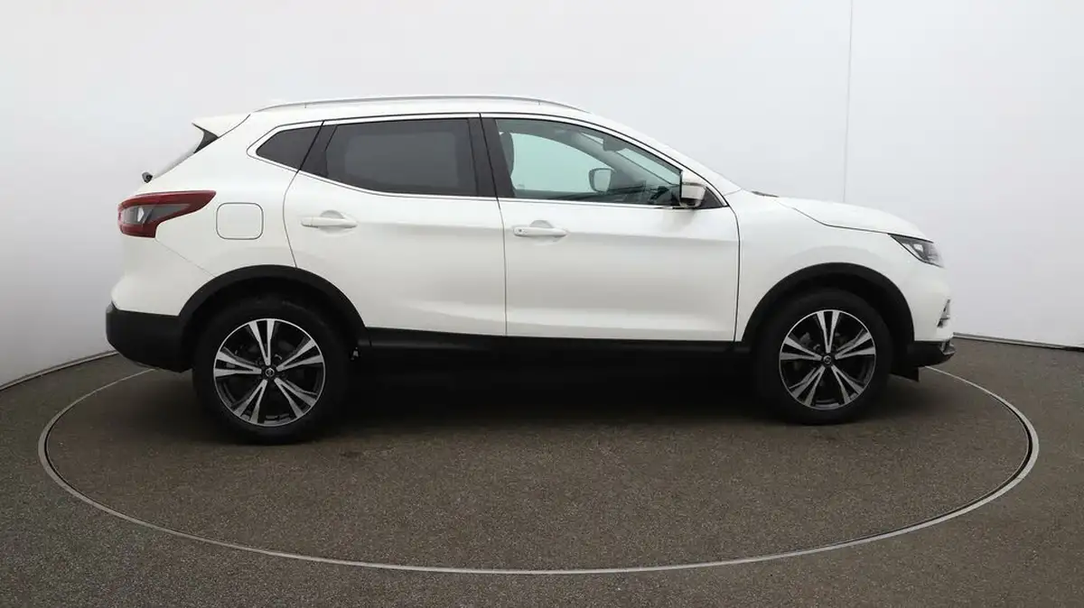 2020-nissan-qashqai-13-dig-t-n-connecta-140ps-big-48