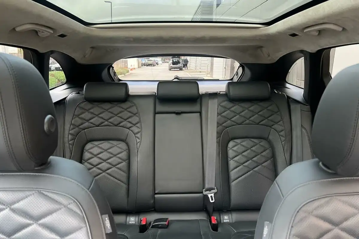 2021-jaguar-f-pace-20-d200-hse-mhev-big-44