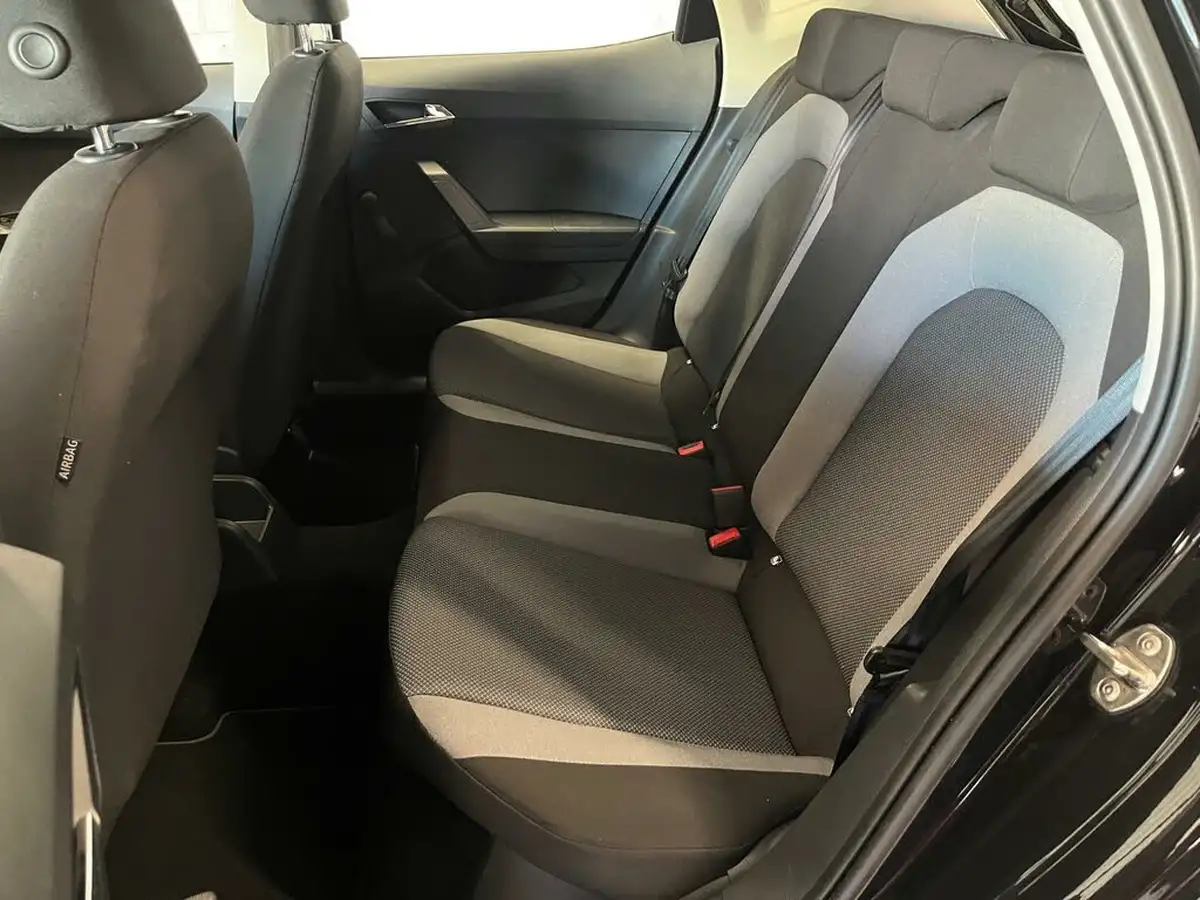 2017-seat-ibiza-10-se-ss-hatchback-5d-big-10