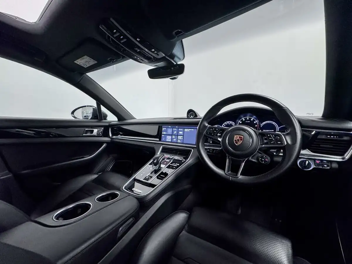 2019-porsche-panamera-30-4-e-hybrid-hatchback-big-26