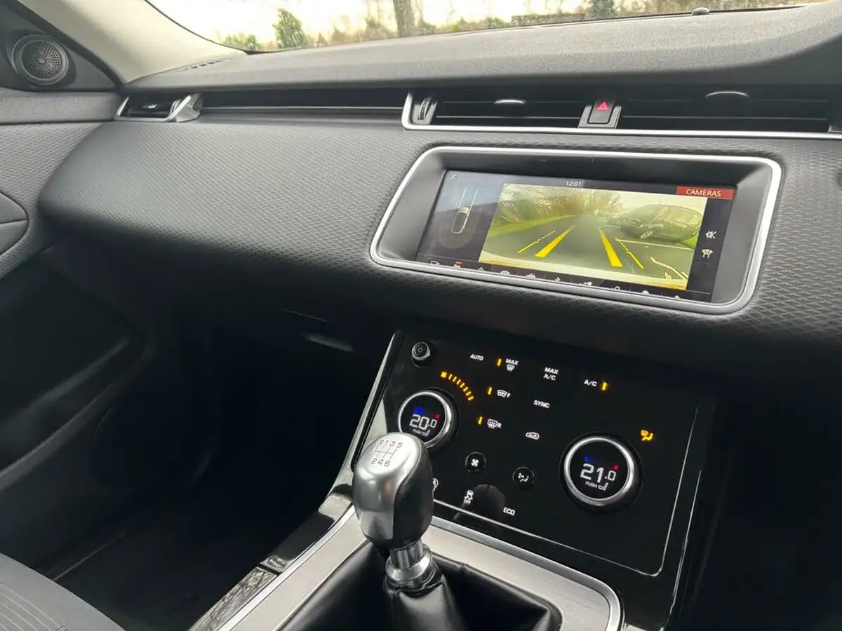 2020-land-rover-range-rover-evoque-20-d150-big-11