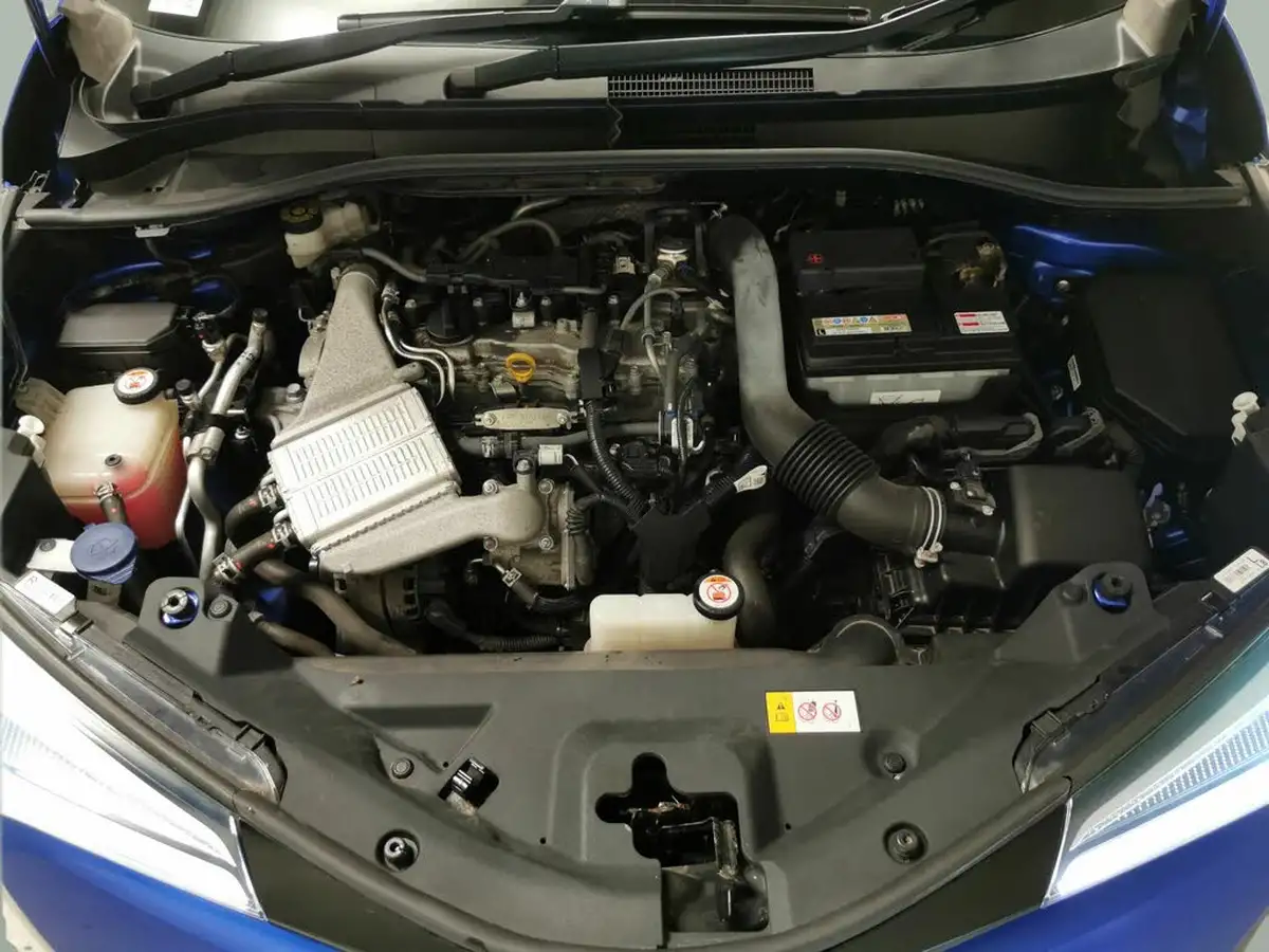 2018-toyota-c-hr-12-dynamic-big-28