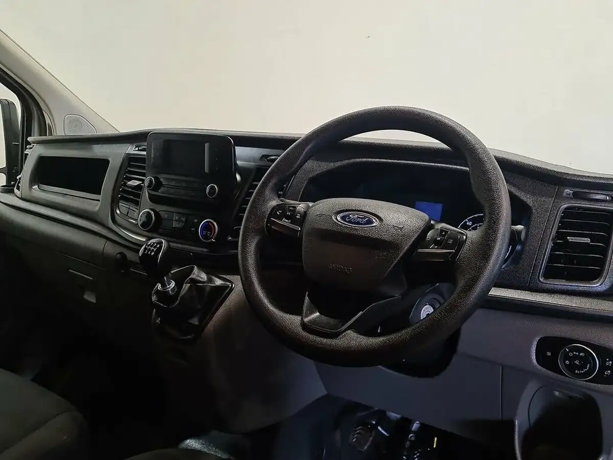 2022-ford-transit-custom-20tdci-300-l1h1-leader-105pseu6dt-panel-van-big-3
