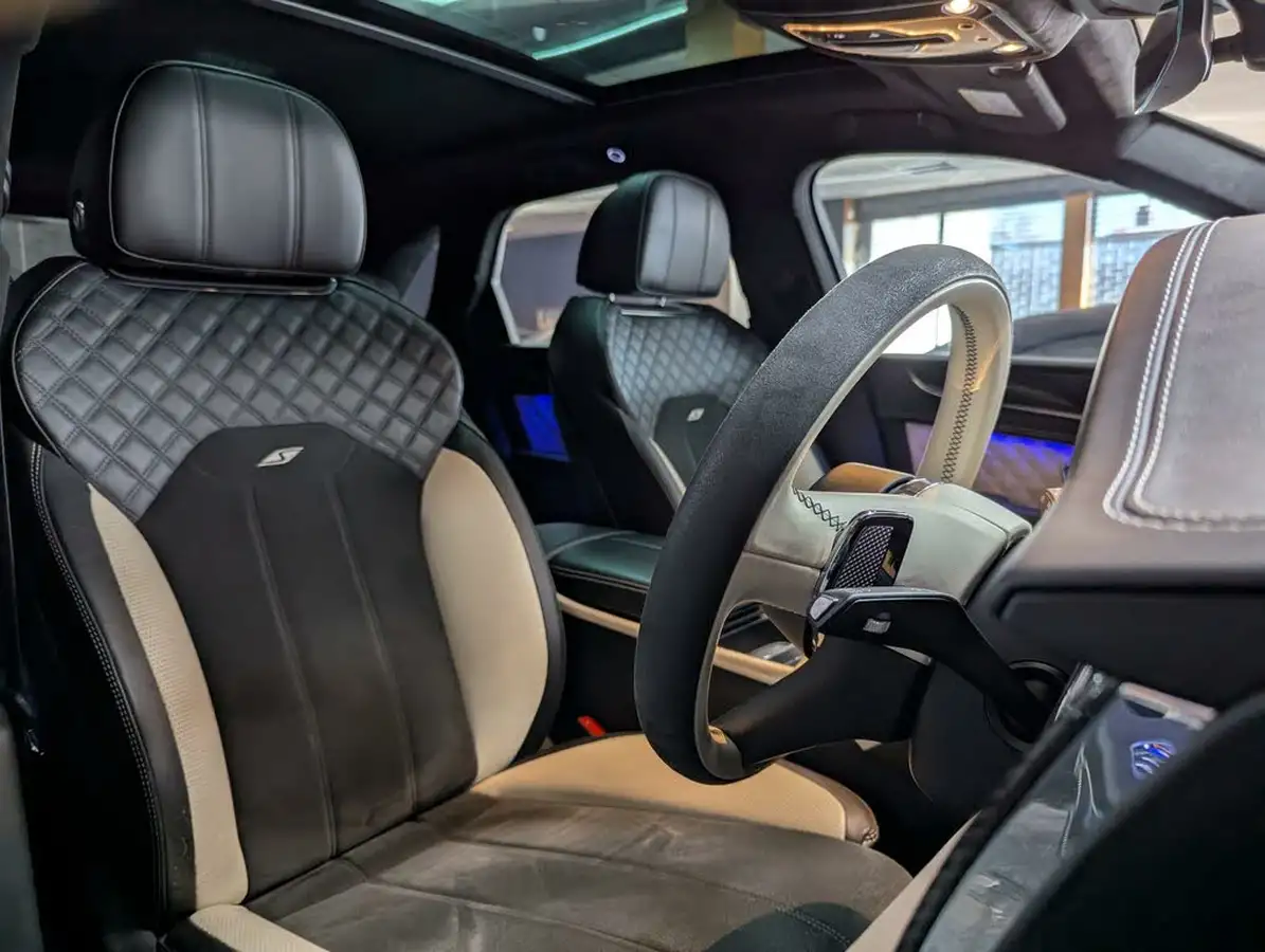 2022-bentley-bentayga-40-v8-big-12