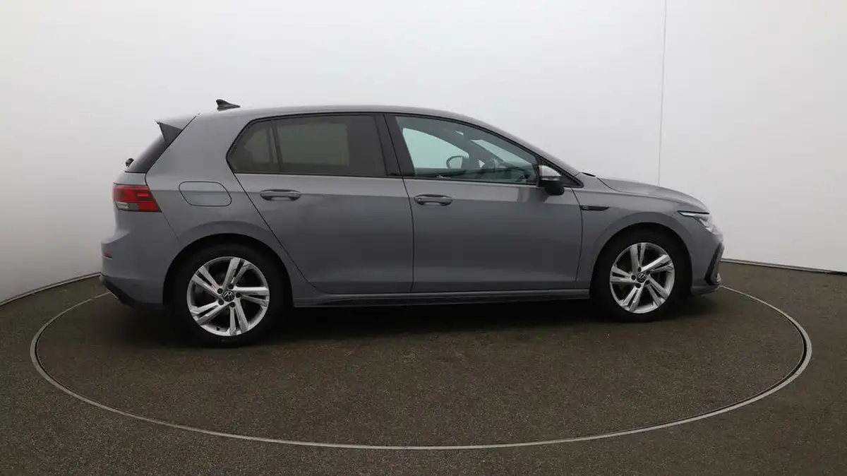 2021-volkswagen-golf-15-tsi-r-line-150ps-hatchback-big-50