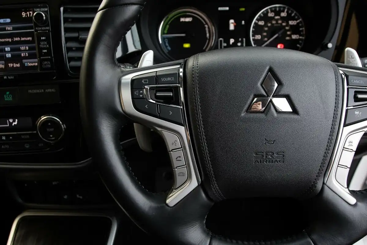 2017-mitsubishi-outlander-20-4hs-phev-5st-big-21