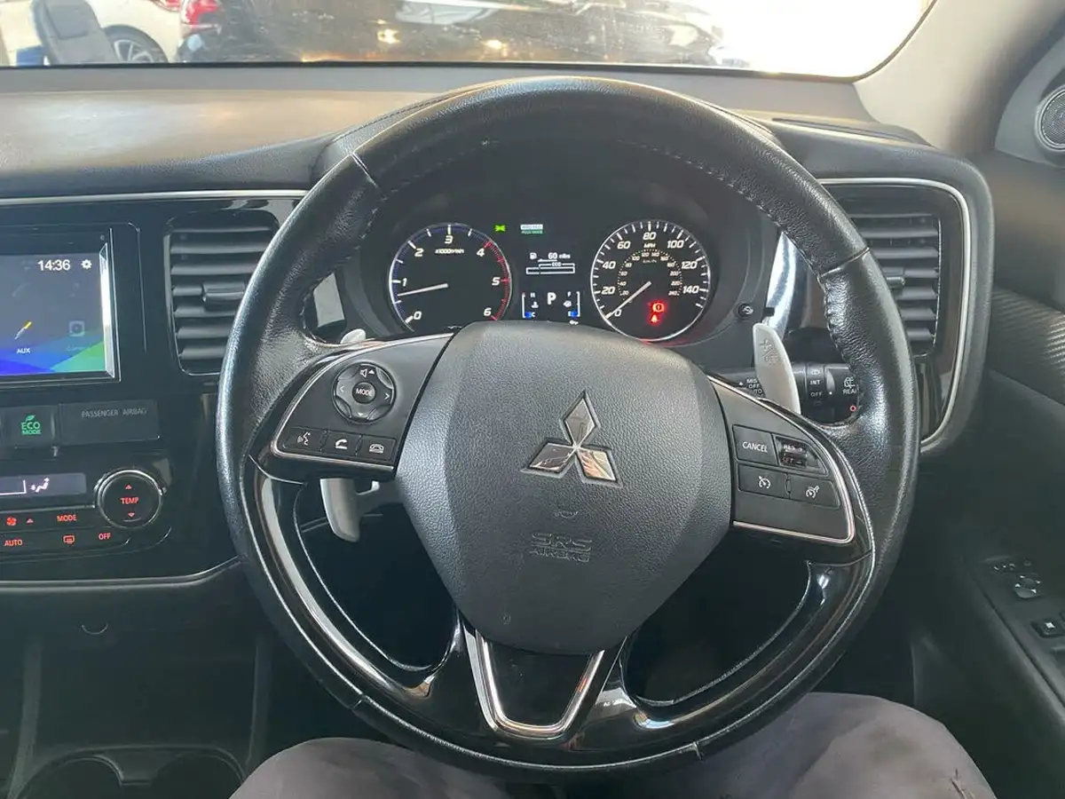 2016-mitsubishi-outlander-22di-d-gx3-7st-auto-big-29