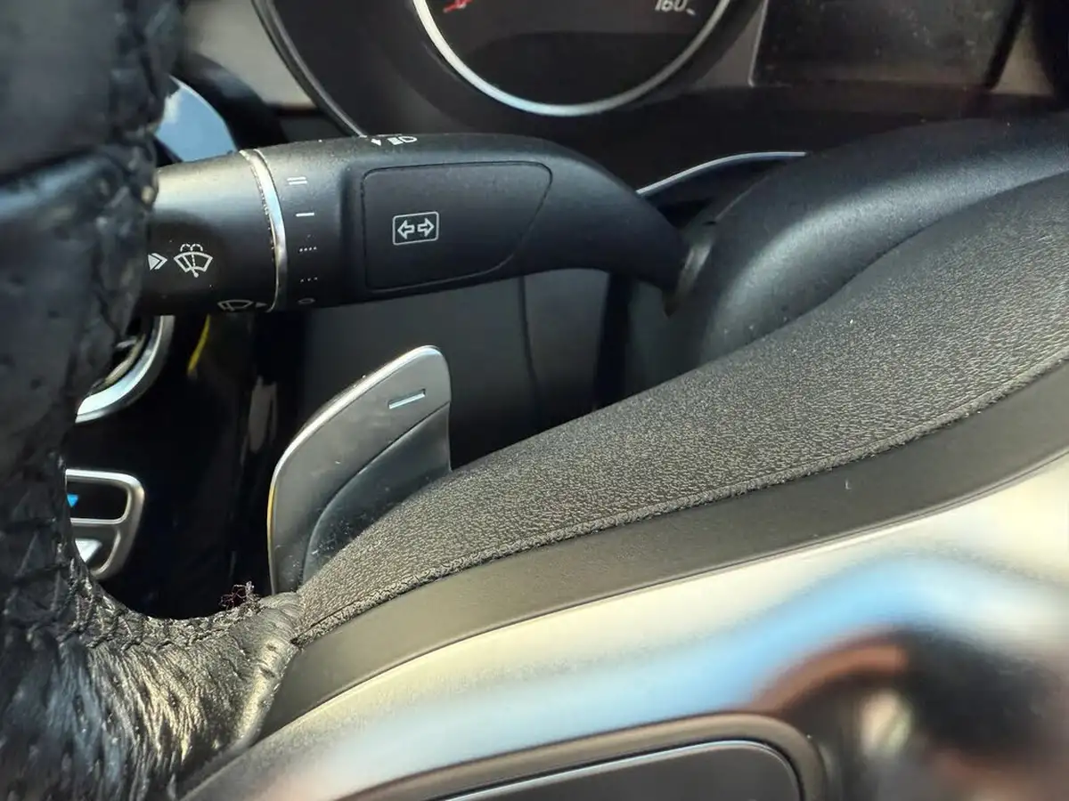 2019-mercedes-benz-c-class-20d-c220d-amg-line-premiumss-saloon-4d-big-26