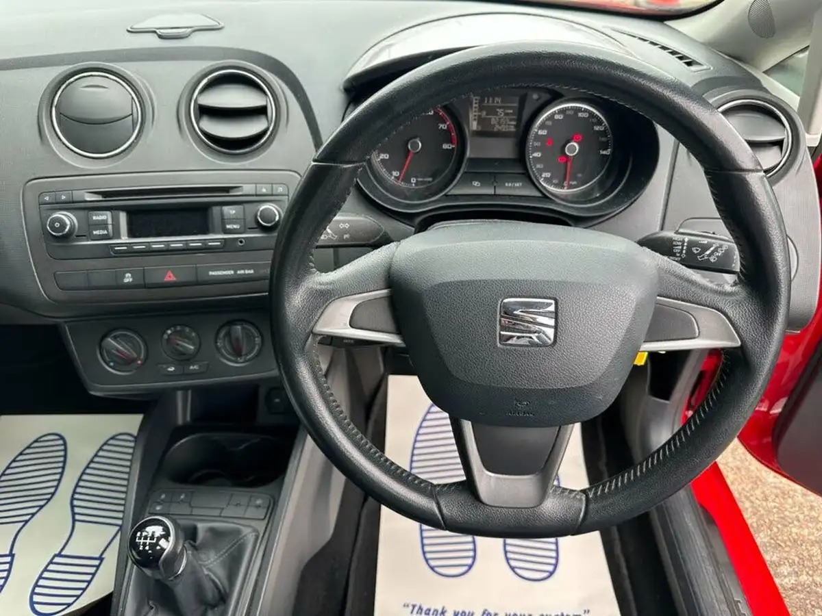 2015-seat-ibiza-12-i-tech-hatchback-5d-big-12