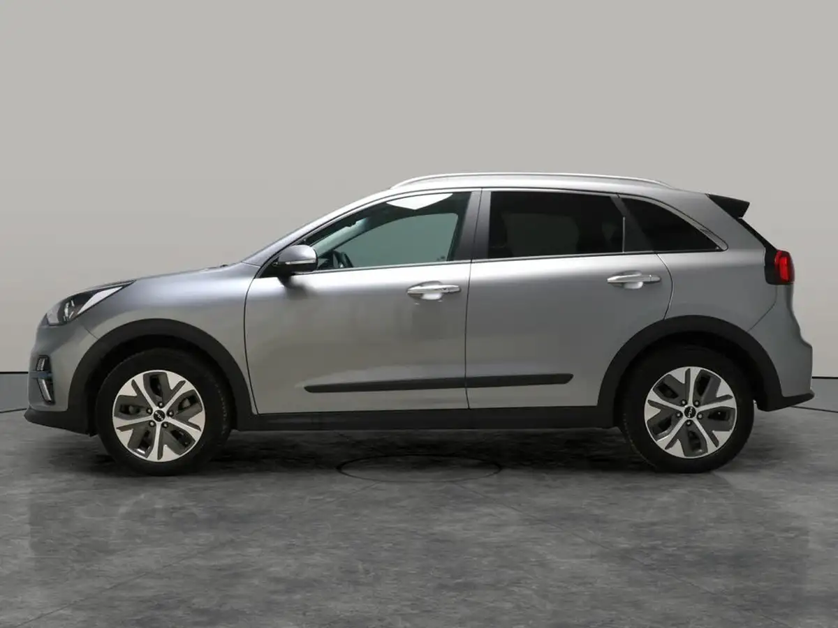 2022-kia-e-niro-ev-3-big-15
