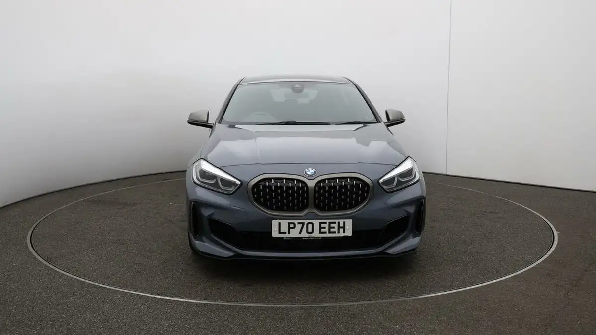 2021-bmw-1-series-20-m135i-xdrive-big-40