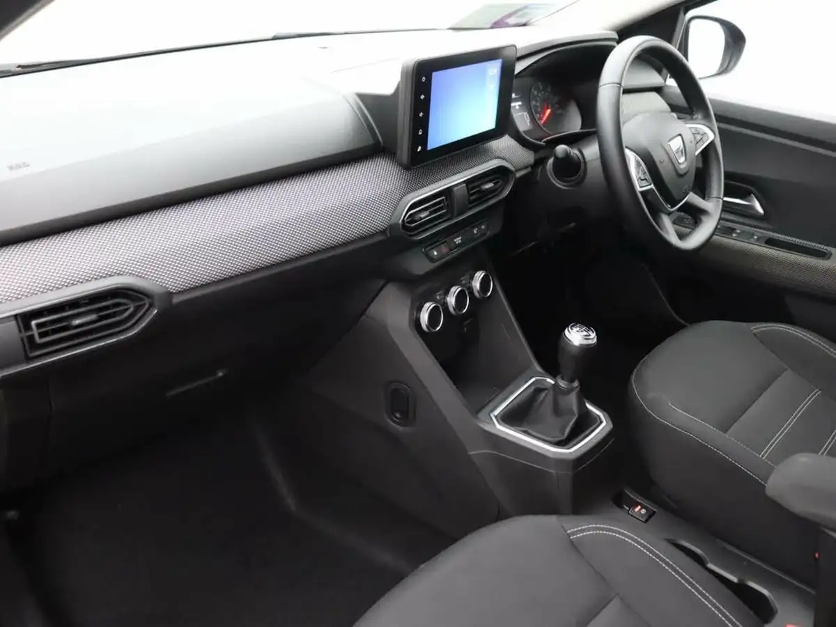 2022-dacia-jogger-10-tce-comfort-big-11
