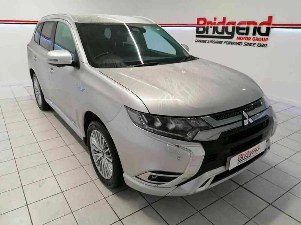 2018-mitsubishi-outlander-24-4hs-phev-big-0