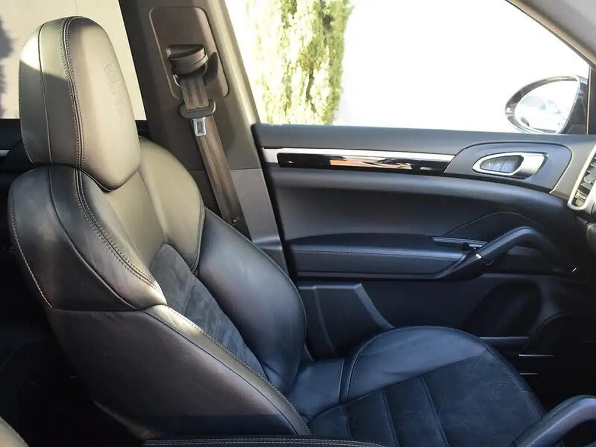 2018-porsche-cayenne-30td-diesel-platinum-edition-big-18