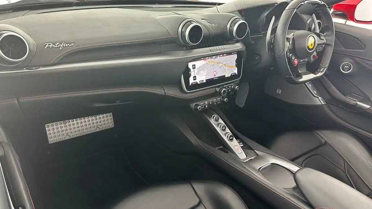 2019-ferrari-portofino-bca-big-23