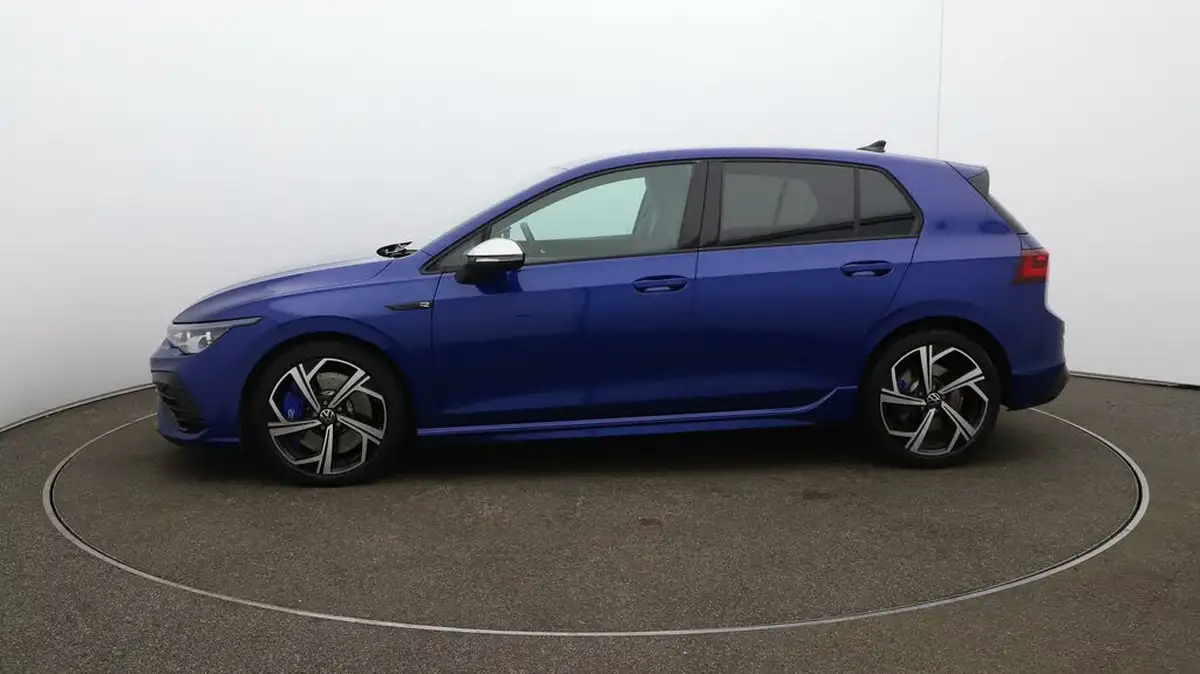 2024-volkswagen-golf-20-tsi-r-320ps-hatchback-big-57