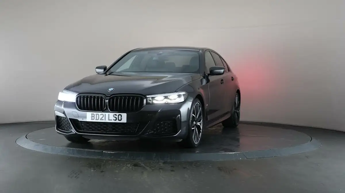 2021-bmw-5-series-20td-520d-xdrive-m-sport-mht-saloon-4d-big-46