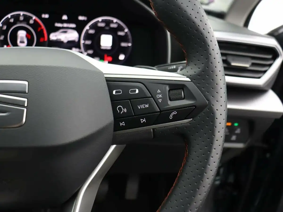 2024-seat-leon-10-etsi-evo-fr-hatchback-big-14