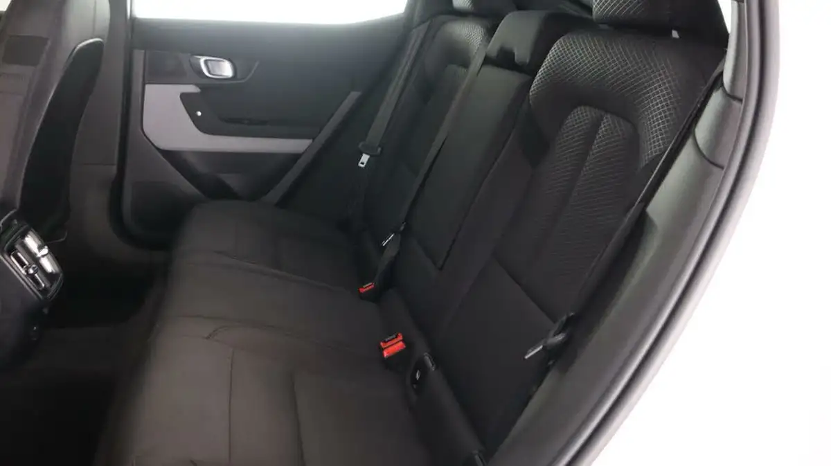 2022-polestar-polestar-2-e-ps2-165kw-standard-single-hatchback-big-15