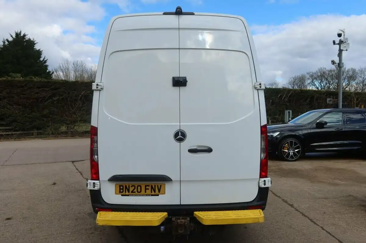 2019-mercedes-benz-sprinter-21cdi-316-l2h1-163pseu6b-panel-van-rwd-eco-gear-360-big-5