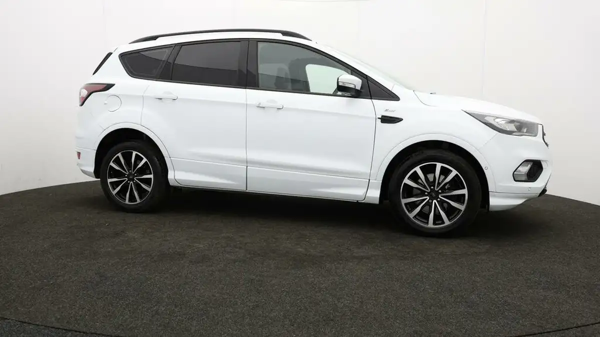 2017-ford-kuga-15tdci-st-line-powershift-big-40