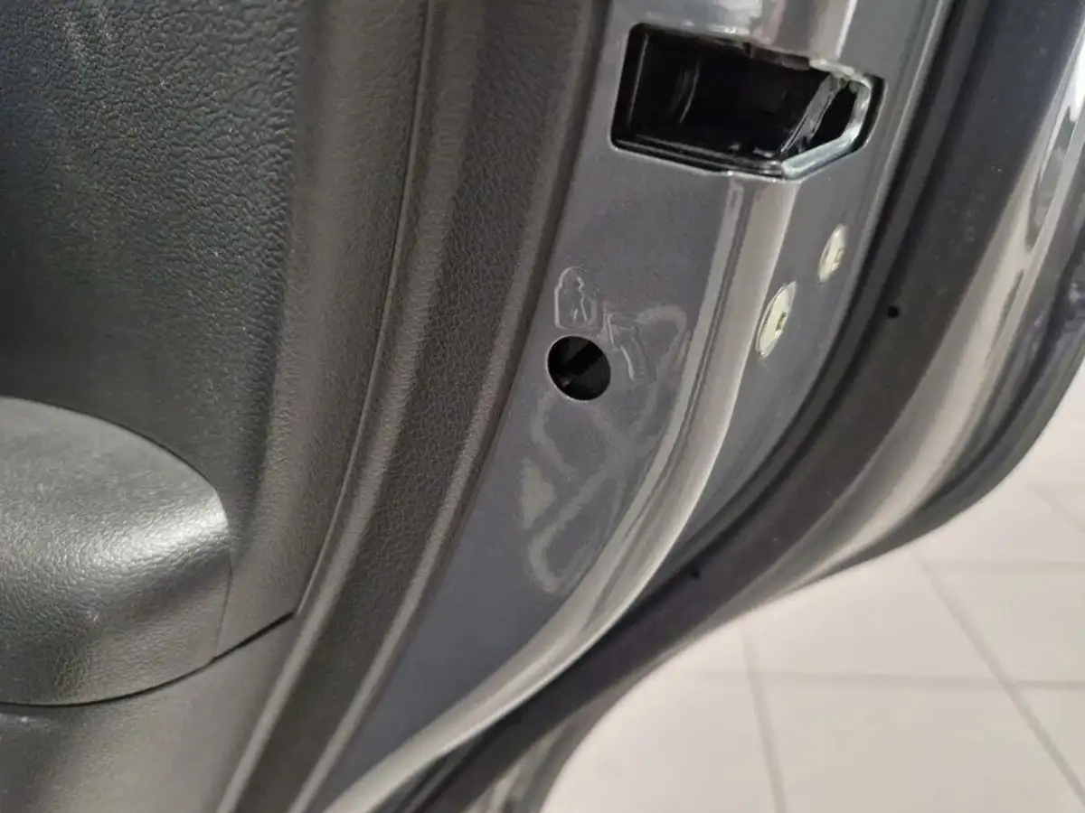 2021-hyundai-kona-e-premium-204ps-64kwh-7kw-obc-big-44