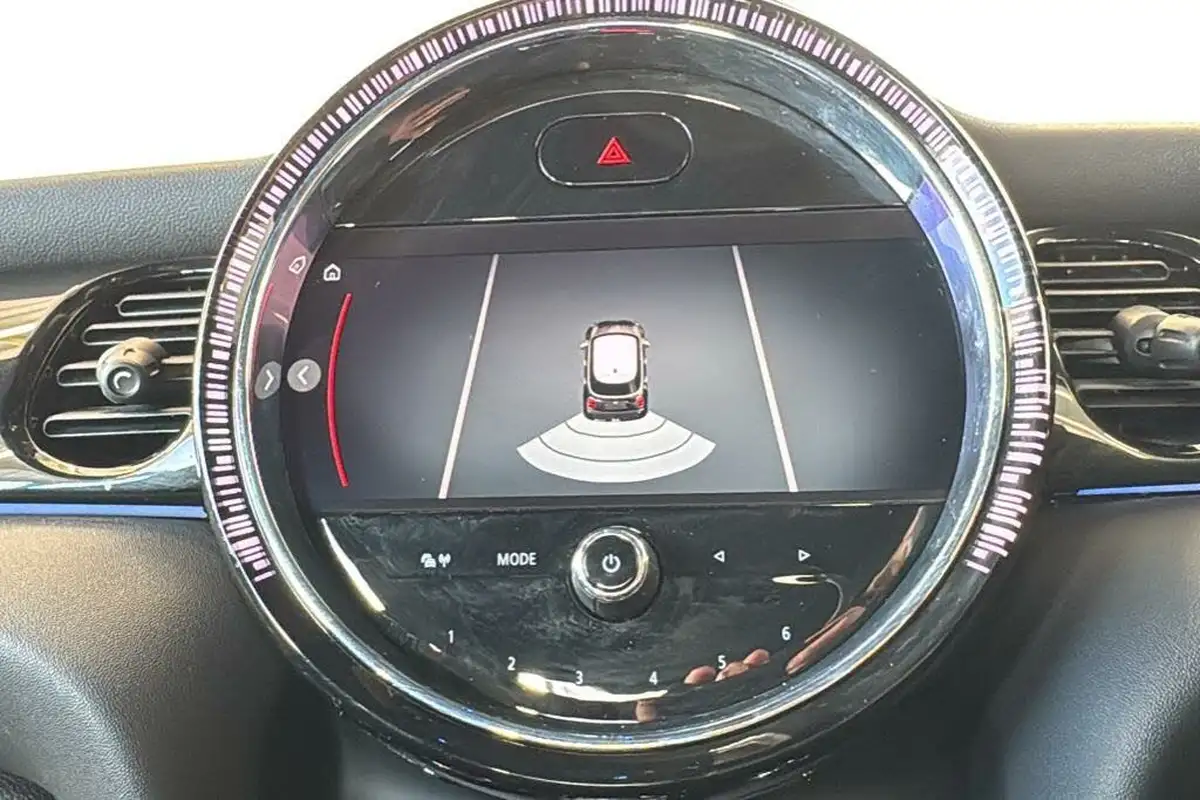 2021-mini-cooper-15-cooper-sport-hatchback-5d-auto-big-24