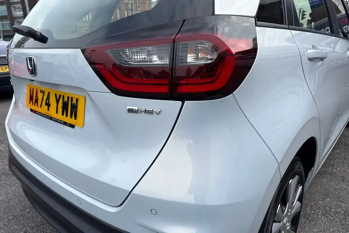 2024-honda-jazz-15-i-mmd-elegance-big-9