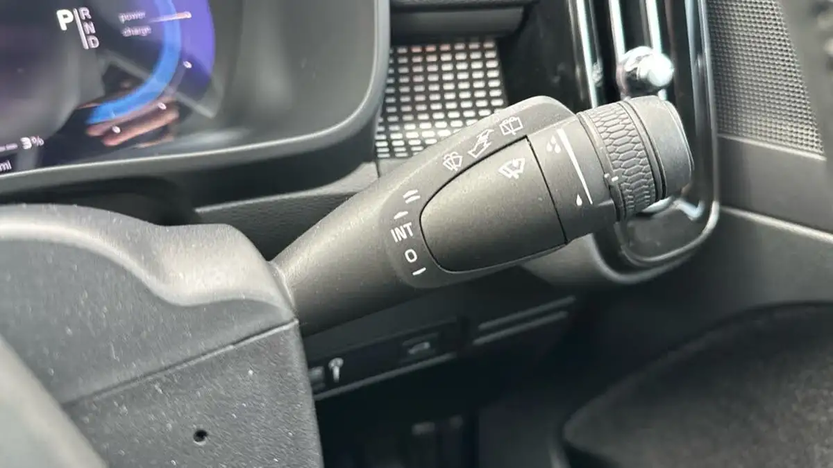 2021-volvo-xc40-e-twin-recharge-plus-big-22