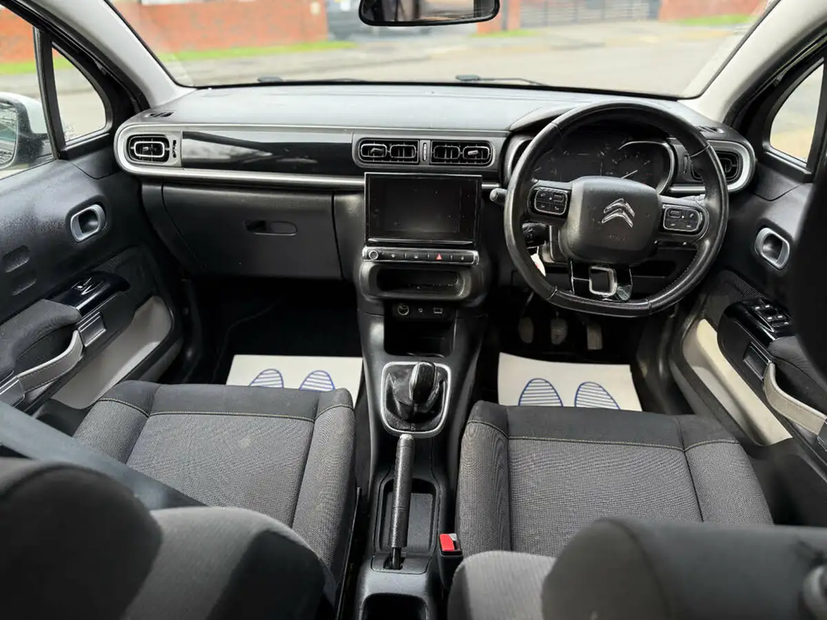 2017-citroen-c3-12-puretech-flair-82ps-big-3
