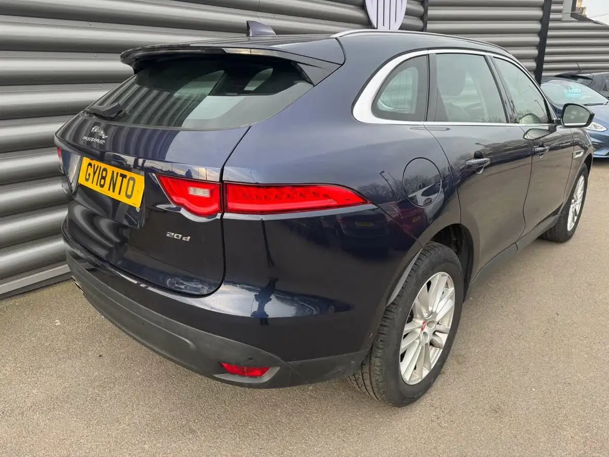 2018-jaguar-f-pace-20-i4d-prestige-180ps-auto-big-27