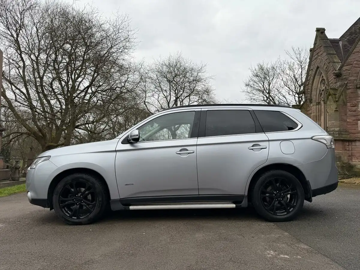 2013-mitsubishi-outlander-22di-d-gx4-auto-big-6