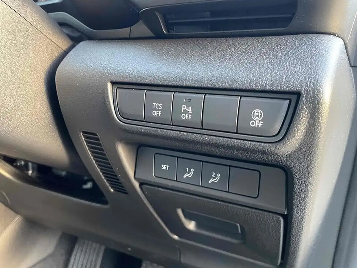 2021-mazda-mx-30-e-sport-lux-big-23